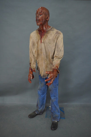 Busted Zombie Oscar Figure