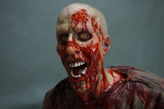 Crawling Zombie Zack Figure