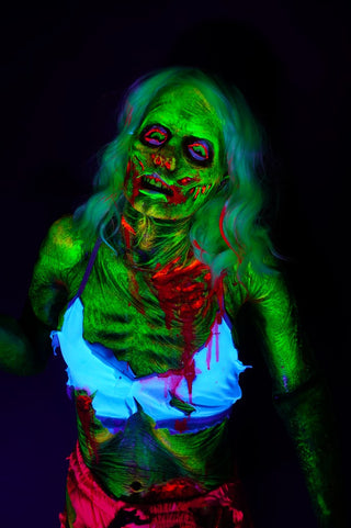 Standing Glow Ghoul Luttra