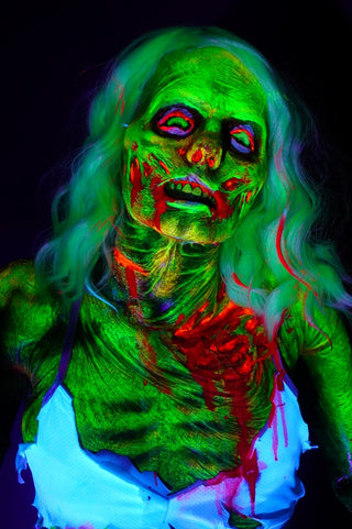 Standing Glow Ghoul Luttra