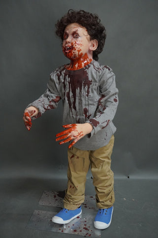 Posessed Attack Small Child Poseable Figure