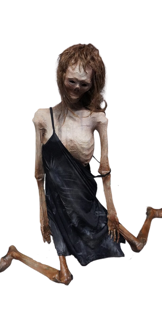 Kneeling Mummy