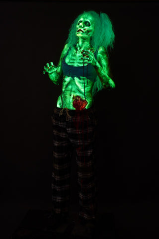 Standing Glow Ghoul Luttra