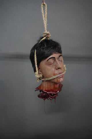 Hanging Raul Head