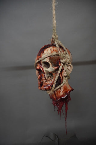 Hanging Skull Head Henry Prop