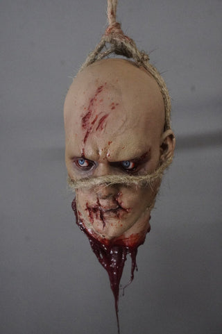 Hanging Romeo Head