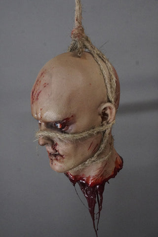 Hanging Romeo Head