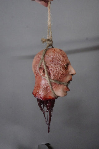 Hanging Floyd Head